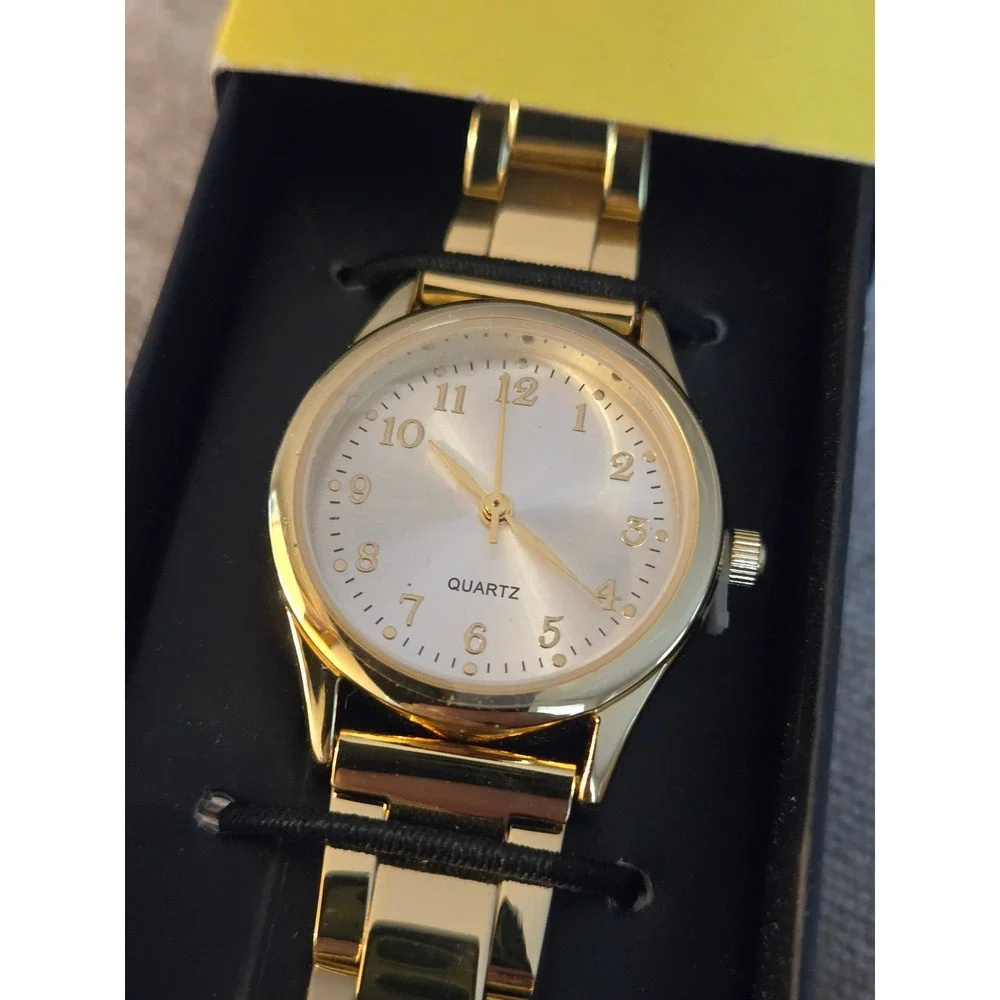 Avon Linked Band Watch 2018 New In Box With Papers Goldtone Rare